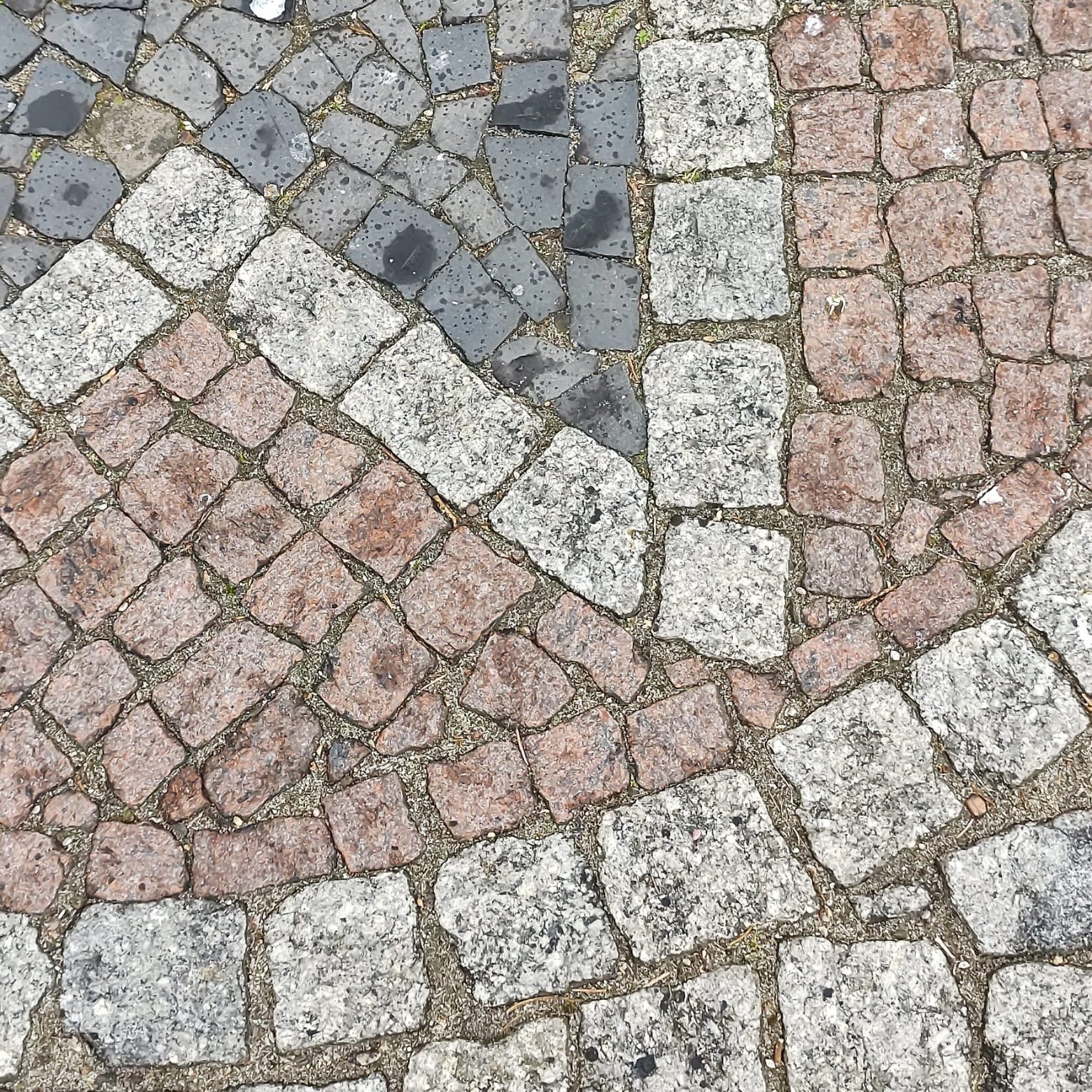 Floors, stairs - magnificent Stenos cut fieldstone mosaics, custom designed.